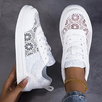 Célinora | Elegante Sneakers met Bloemenkant